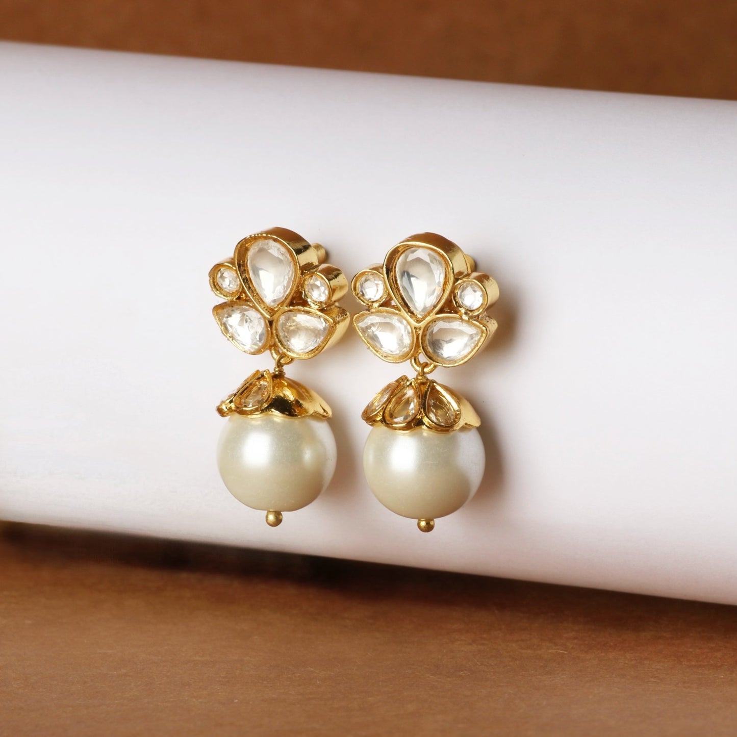 Flower Kundan Peal Earrings