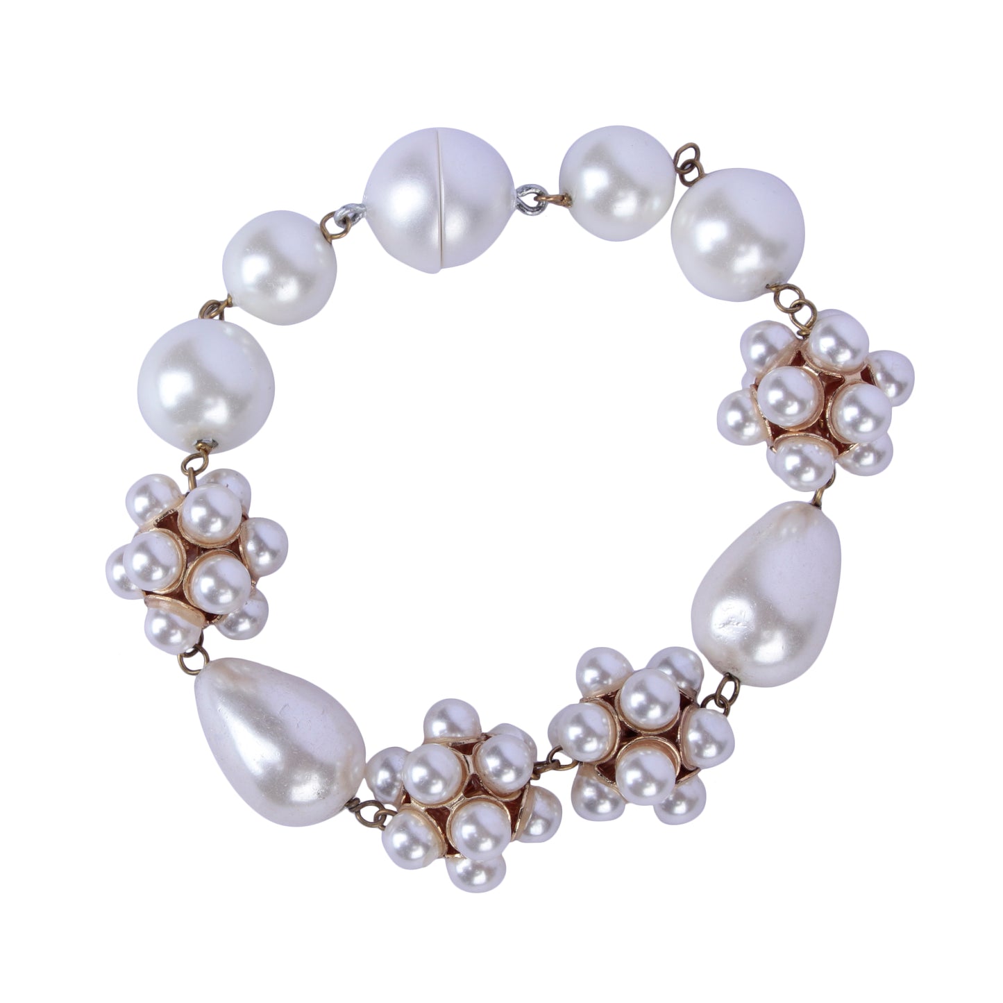 Motiya Magnetic Clasp Bracelet
