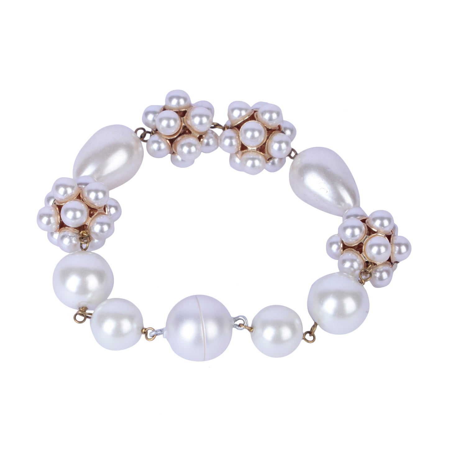 Motiya Magnetic Clasp Bracelet