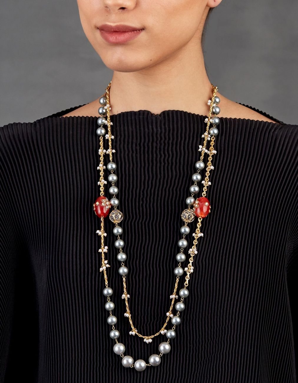 White & Grey Pearl Necklace