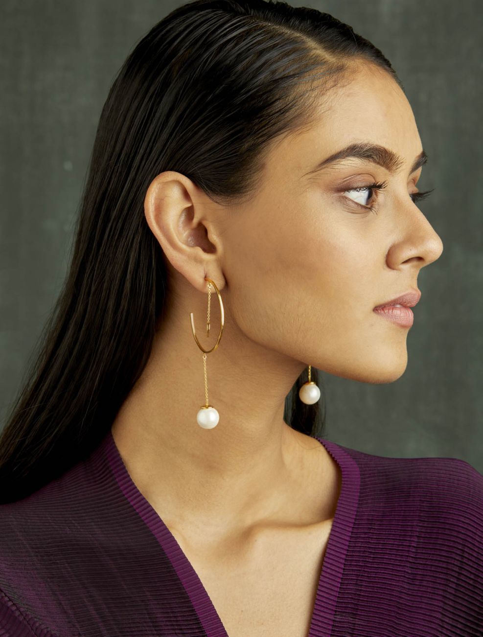 Hoop with chain pearls