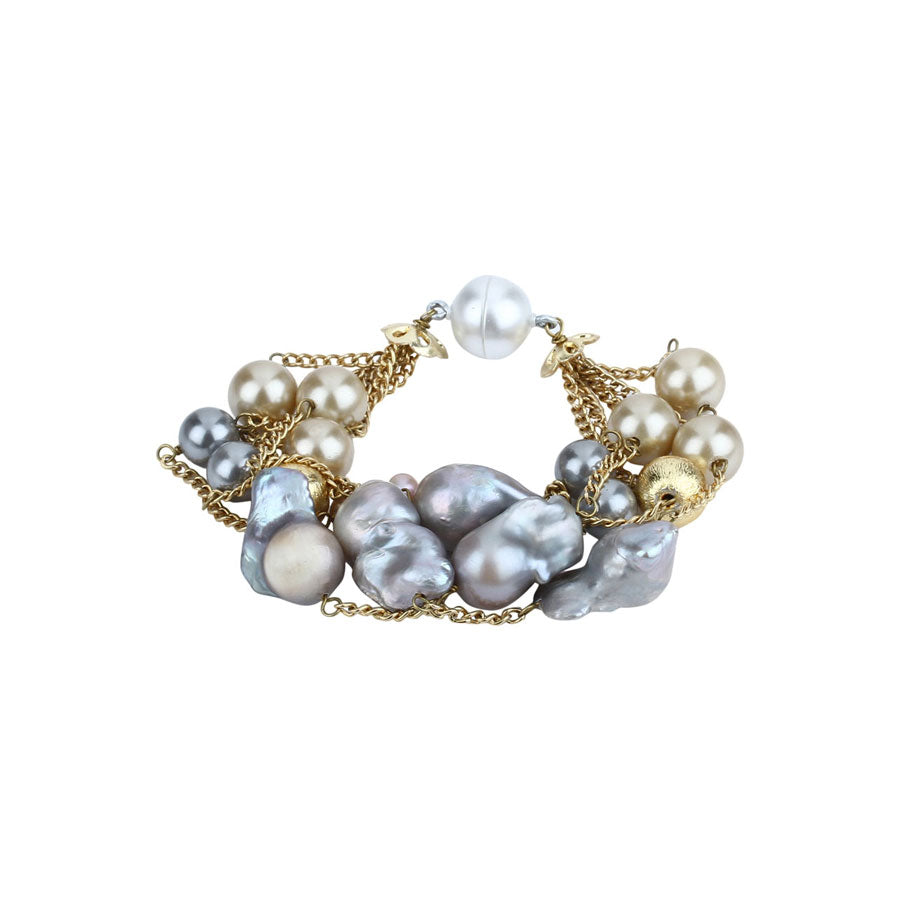 Moira, Magnet Bracelet