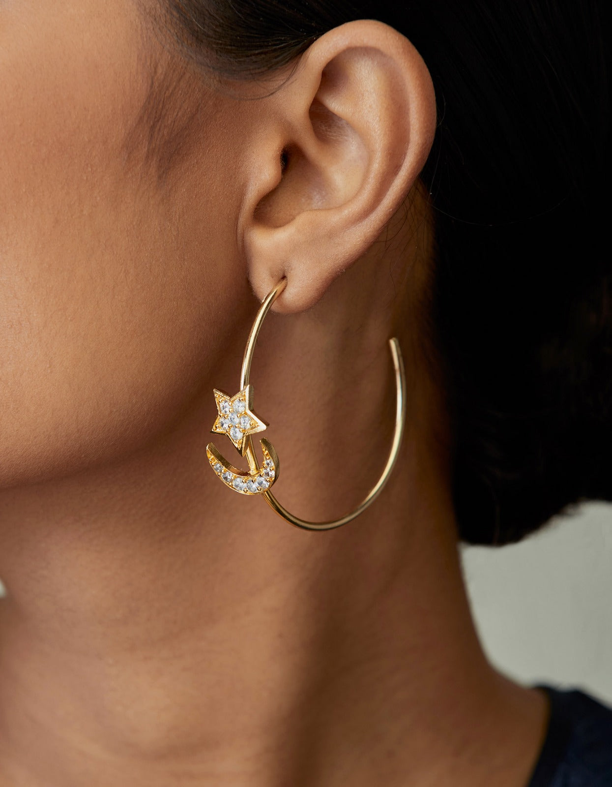 Moon Golden Hoop