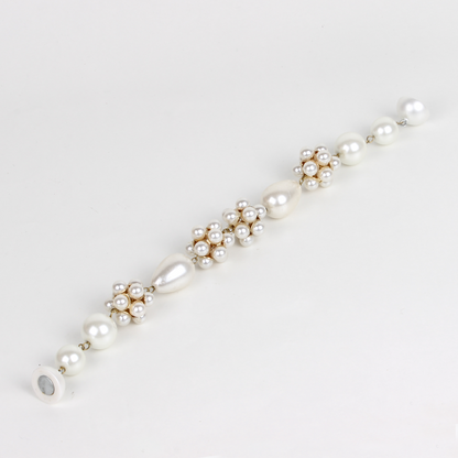 Motiya Magnetic Clasp Bracelet
